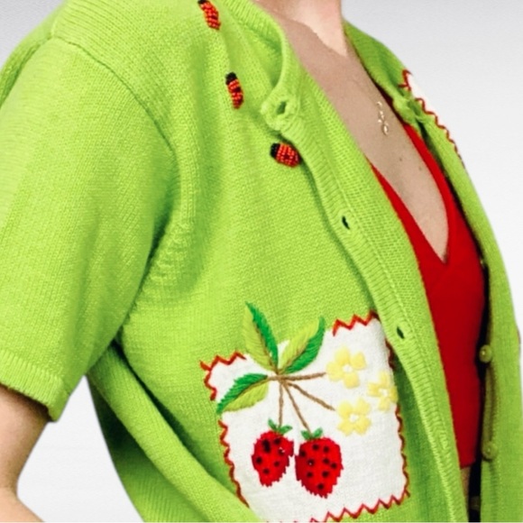 VINTAGE | Classics by Marisa Christina Petite Green Button Front Appliqué Shirt - Picture 8 of 12